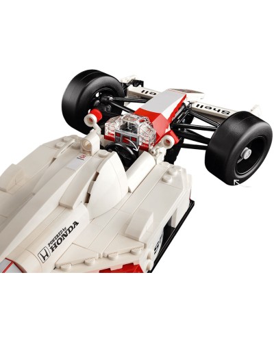 Конструктор «McLaren MP4/4 та Айртон Сенна» на 693 деталі, у коробці 38х7х26 см, ТМ Lego