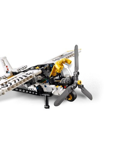 Конструктор «Буш-літак» на 333 деталі, у коробці 28х9х14 см, ТМ Lego