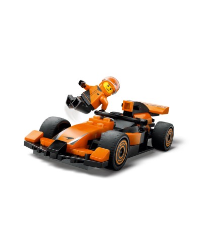 Конструктор «Пілот F1® з автомобілем для перегонів команди McLaren» на 86 деталей, у коробці 16х5х14 см, ТМ Lego