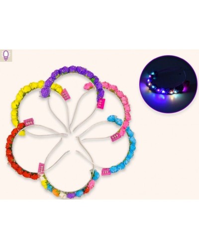 Вінок 13х15 см, світиться, в асортименті, у пакеті 22х20 см