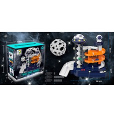 Гараж 4 поверхи, машинка 3шт, звук, світло, на батарейці, в коробці, 22х19х12 см