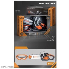 Бензопила зі світлом та звуком, на батарейці, у коробці 34,3х20,6х9 см