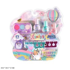 Манікюрний набір, лаки для нігтів, разділювачі для пальчиків, пилочка, тіні, слюда