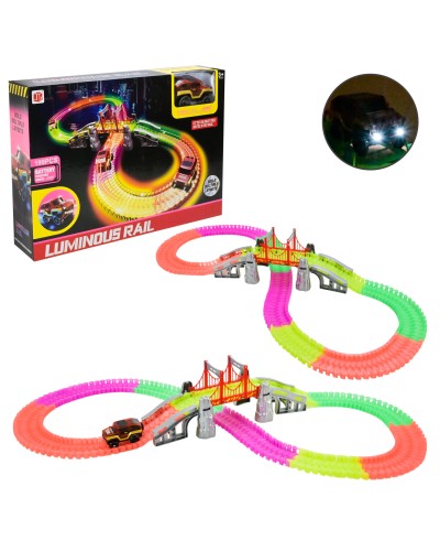 Трек 40х73,5 см з машинкою та світлом, на батарейці, у коробці 35,2х7,2х25 см