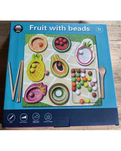 Ігровий набір «Соковиті фрукти»: намистини, фрукти, палички, ложечка, у коробці 31,5х31,5х3,3 см
