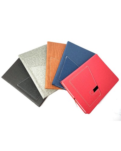 Блокнот А5 на 98 аркушів у клітинку з обкладинкою зі шкірзаму, ТМ Leader