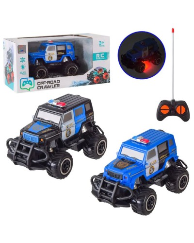 Машина р/к на батарейках зі світлом в асортименті, у коробці 21х10,5х10 см