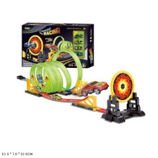 Трек: 4 машинки, світяться у темряві, у коробці 51х32х7 см