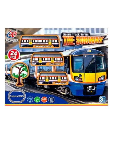 Залізниця на 24 детялі довжиною 462 см: локомотив та 2 вагони зі звуком, світлом, дорожніми знаками, на батарейці, у коробці, 45,5х35,5х6,5 см.