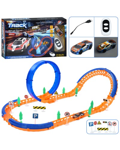 Трек 288/78х43х26 см на 41 деталь та машинка 8 см р/к 2,4G на акумуляторі зі світлом, USB, дорожніми знаками, у коробці 40х24х7 см.