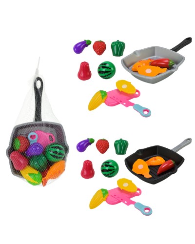 Набір продуктів: скороворідка, овочі на липучках, дошка для нарізки, два ножі, у сітці 31х19 см