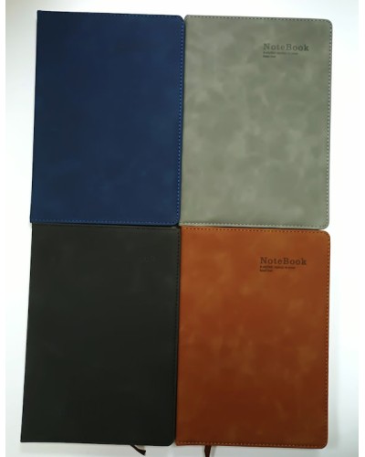 Блокнот А5 на 160 аркушів у клітинку з обкладинкою зі шкірзаму, в асортименті