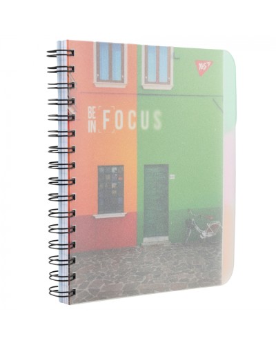 Зошит з роздільниками «Be in focus» А5 на 144 аркуші у клітинку з пластиковою обкладинкою на спіралі збоку, ТМ Yes
