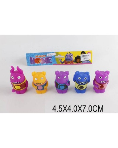 Герої мультфільма «Almost Home» в асортименті, в пакеті 4,5х4х7 см